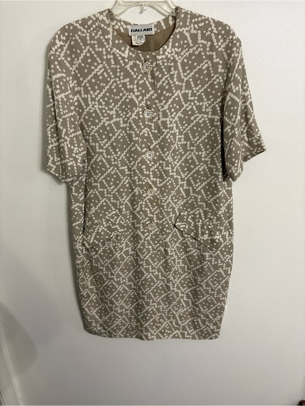 Vintage Gallant Taupe & White Patterned Short Sleeve Dress SIZE 10